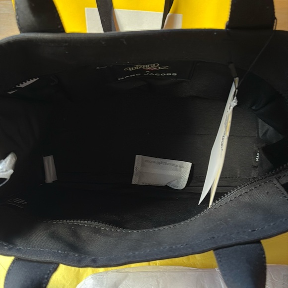 👠 MARC JACOBS X WIZARD OF OZ THE FRIENDS OF DORTHY CANVAS MEDIUM TOTE BAG  👠NWT👠 - Picture 7 of 16